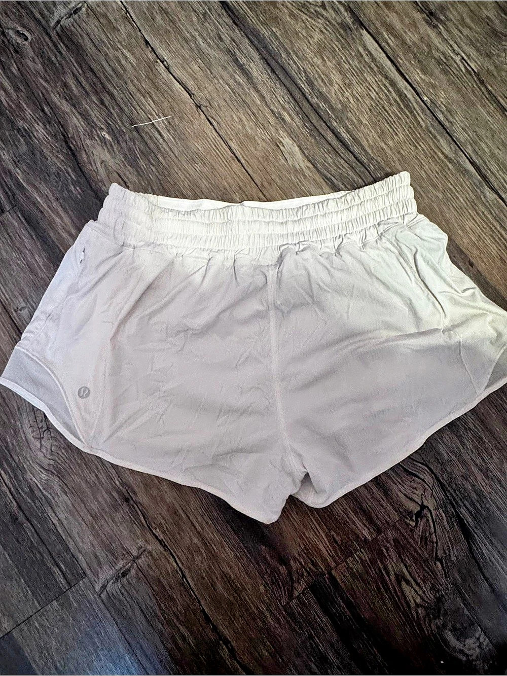 lululemon Hotty Hot Short HR 4" White Women's Size 8